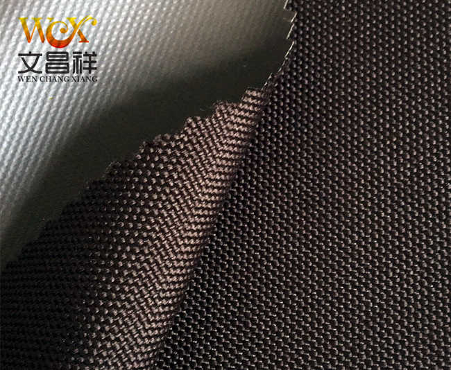 600D牛津布它防水吗？